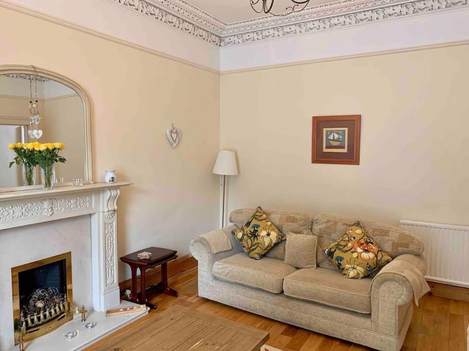 Allerton - Victorian Character Home In Stirling Esterno foto